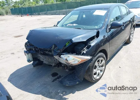 2011 Mazda Mazda3 I Sport из США, поврежденный, VIN JM1BL1UF7B1456384